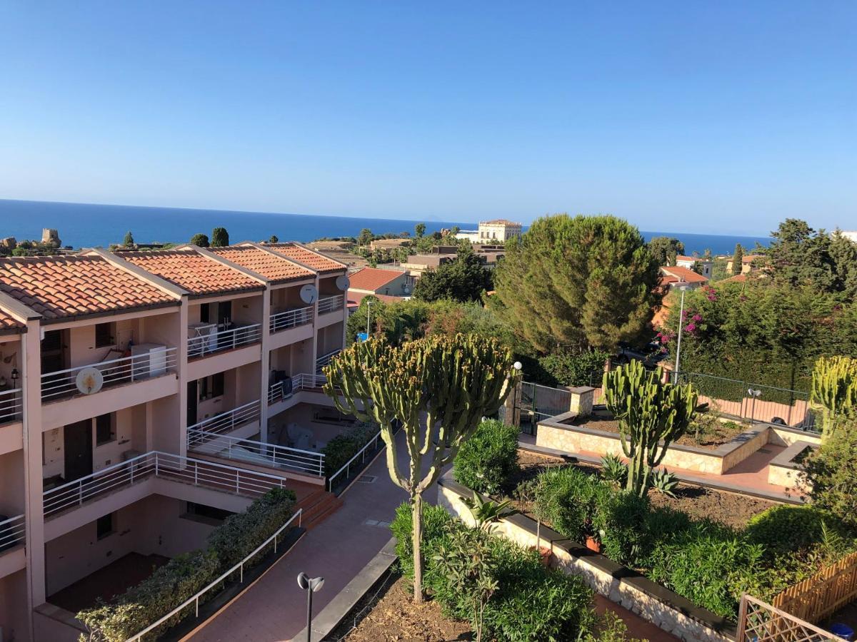 La Dimora Delle Begonie Cefalù Exterior foto