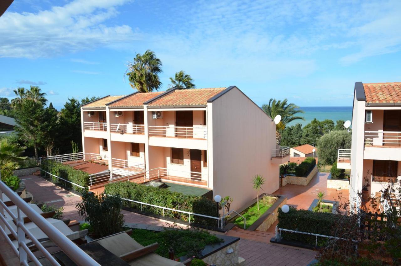 La Dimora Delle Begonie Cefalù Exterior foto